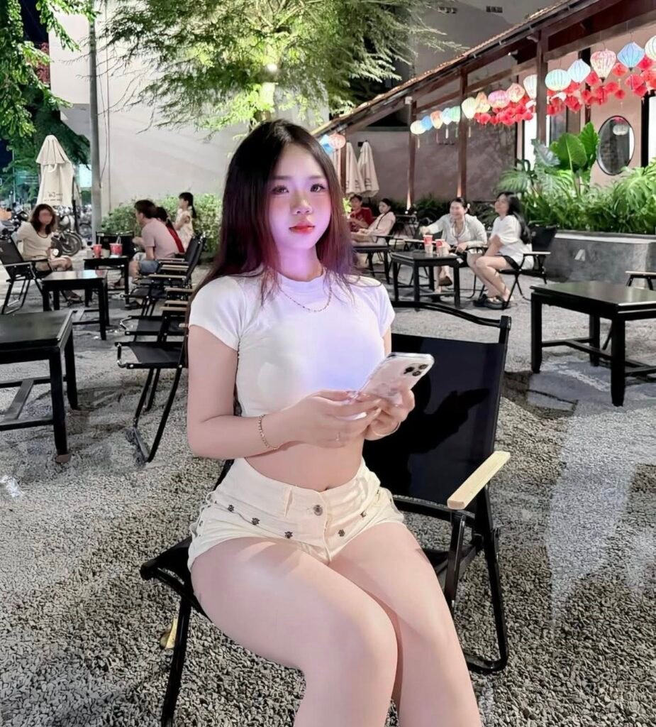 18 Xinh Xu Hướng Thời Trang Nóng Bỏng Và Đầy Thu Hút